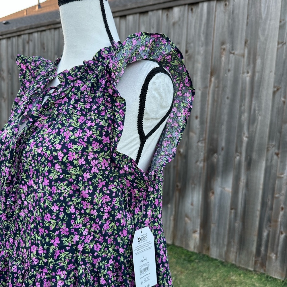 Time and Tru Floral Patterned Top - Pink and Green NWT - Picture 4 of 6